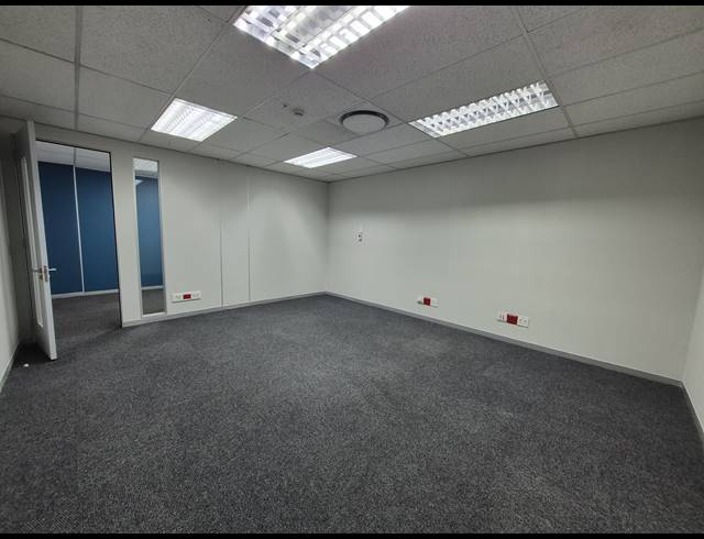 40M² OFFICE TO LET IN SANDTON CENTRAL
